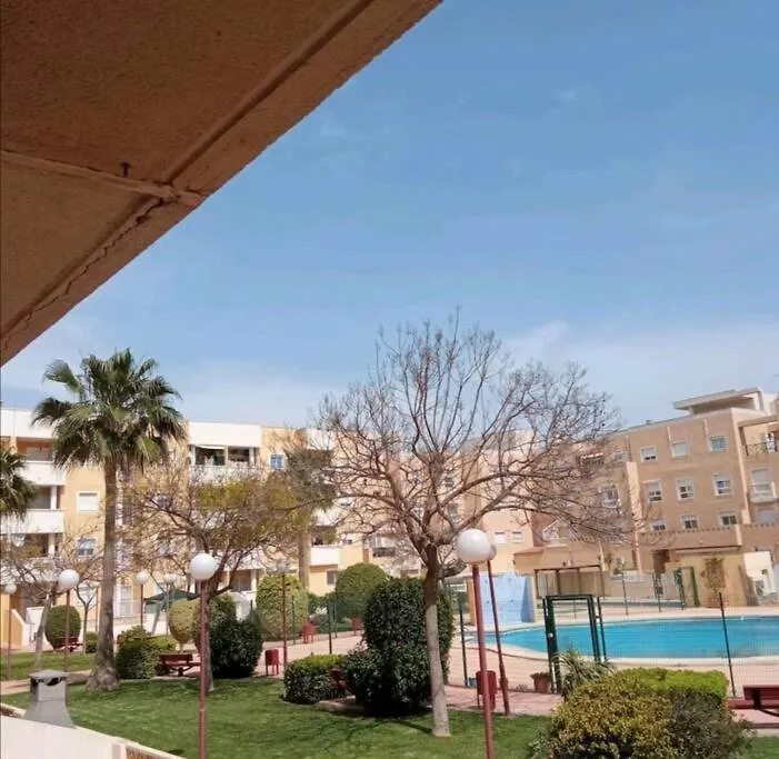 Apartamento Zona Playa En Roquetas Cerca De Bares Restaurantes Y Centro Comercial Roquetas de Mar
